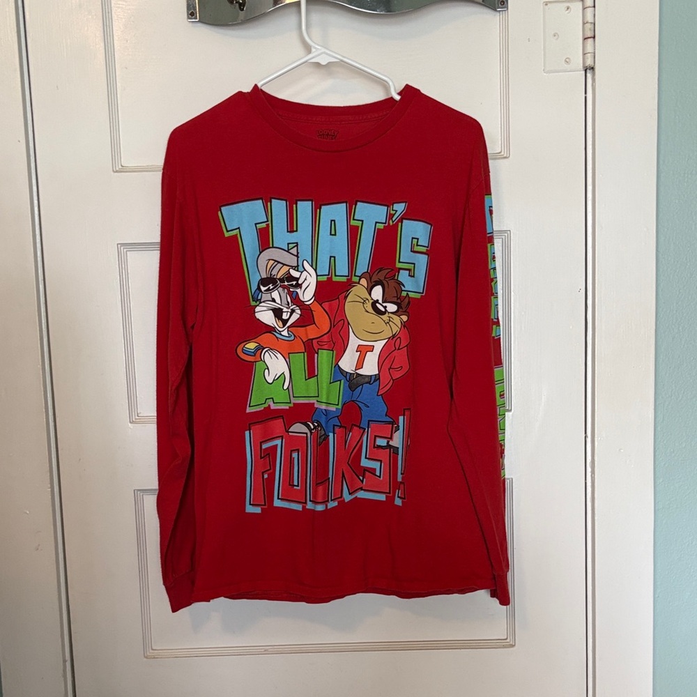 Warner Bros. Red Long-Sleeve Adult Tee with Looney Tunes Graphic Size M